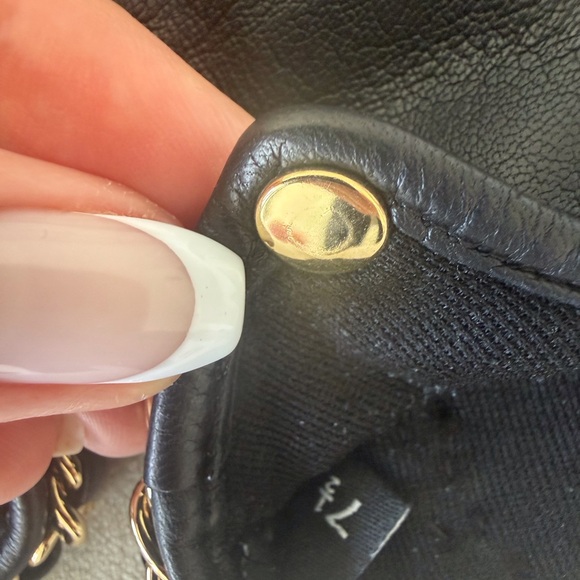 CHANEL Black Quilted Leather Gloves with Gold Chain Trim - Picture 7 of 7